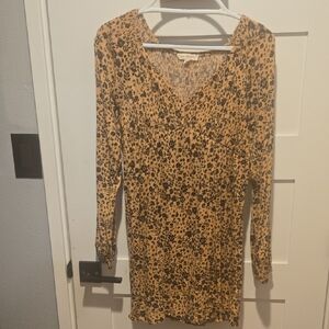 La Hearts Tan and Black Long Sleeve Dress